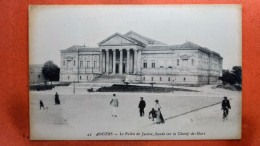 CPA (49) Angers. Le Palais De Justice. Place Du Champ De Mars. Animation. (7A.n°153) - Angers