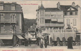 GU Nw -(65) BAGNERES DE BIGORRE - RUE DES THERMES ( COUSTOUS ) - CAFE DE PARIS  - 2 SCANS - Bagneres De Bigorre