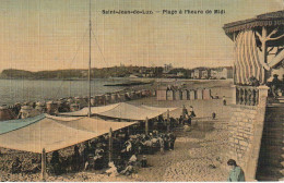 GU Nw -(64) SAINT JEAN DE LUZ  - PLAGE A L'HEURE DE MIDI - ANIMATION  -  CARTE  TOILEE  COLORISEE -  2 SCANS - Saint Jean De Luz