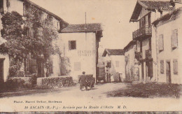 GU 23 -(64) ASCAIN  -  L'ARRIVEE PAR LA ROUTE D' OLETTE  - RESTAURANT TRINQUET -  2 SCANS - Ascain