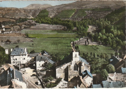 EP 16-(48)  LE MONASTIER - L' EGLISE -   VUE AERIENNE - CARTE COULEURS - 2 SCANS - Other & Unclassified