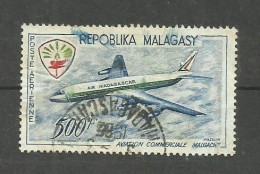 MADAGASCAR POSTE AERIENNE N°88 Cote 4.50€ - Madagaskar (1960-...)