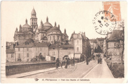 CPA DE PÉRIGUEUX  (DORDOGNE)  PONT DES BARRIS ET CATHÉDRALE - Périgueux