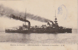 GU Nw - " REPUBLIQUE " - CUIRASSE DE GUERRE A TOURELLES - 2 SCANS - Warships