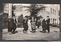 85 - Folklore De Vendée - "Les Danseurs Du Marais Vendéen" Danse Maraîchine 3e Figure De La "Courante" - Autres & Non Classés