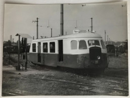 Photo Ancienne - Snapshot - Train - Autorail Billard - CASTRES - Tarn - Ferroviaire - Chemin De Fer - VFDM CFDT - Trains