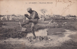 FI 29-  BLANCHISSEUR MAROCAIN - FOULAGE DU LINGE AU PIED - CORRESPONDANCE 1912 - Artisanat