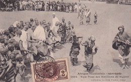 GU Nw- HAUTE GUINEE - TAM TAM DES ENVIRONS DE SIGUIRI - ANIMATION - MUSICIENS ET DANSEUSES - OBLITERATION 1908 - Afrika