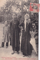 GU Nw - COCHINCHINE - SAIGON - FEMMES ANNAMITES A LA PROMENADE  - Asia