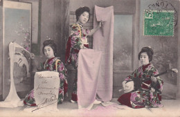 GU Nw- JEUNES FEMMES EN TENUES TRADITIONNELLES JAPON ( GEISHAS ) - OBLITERATION NUI DAO 1907 - Asia