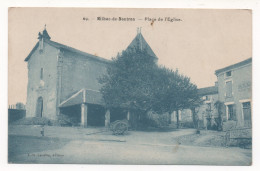 MILHAC-DE-NONTRON    24  DORDOGNE PERIGORD   PLACE DE L'EGLISE - Sonstige & Ohne Zuordnung