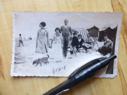 62 BERCK 1935 - LA PLAGE ET PERSONNAGES - PHOTOGRAPHIE - PAS DE CALAIS - Berck