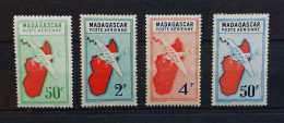 04 - 24 - Madagascar - Poste Aérienne N°25 - 29 - 31 - 40 * - MH - Posta Aerea