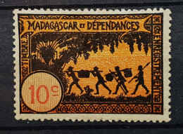 04 - 24 - Madagascar - Timbre Fiscal - - Unused Stamps