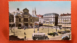 CPSM (49) Angers. La Place Du Ralliement. Bus. Automobiles. Animation (7A.n°197) - Angers