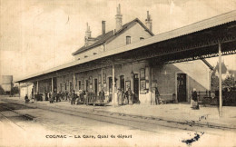 COGNAC LA GARE QUAI DE DEPART - Cognac