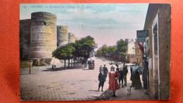 CPA(49) Angers. Le Boulevard Du Château. Débit De Tabac.   Animation. (7A.n°205) - Angers