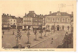 36  CHATEAUROUX PLACE DE LA REPUBLIQUE - Chateauroux