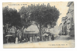 CPA RARE Circulée En 1906 - VALLAURIS - Le Marché - Café De La Renaissance - Edit. P.L. Maillan - Vallauris