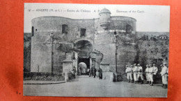 CPA (49) Angers. Entrée Du Château. Soldats.  Animation  (7A.n°233) - Angers