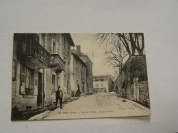 RHONE-COURS-254-RUE DE LA MAIRIE -UN JOUR D'HIVER ANIMEE - Cours-la-Ville