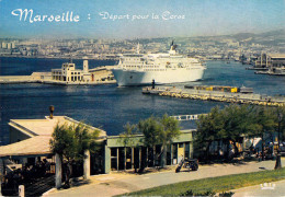 13 - Marseille - L'entrée Du Port Vue Du Pharo - Le Paquebot "L'Esterel" - Unclassified