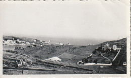 HO 16 - (66) PORT VENDRES - PHOTO  - VUE AERIENNE  -  2 SCANS  - Lugares