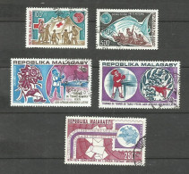MADAGASCAR POSTE AERIENNE N°135 à 138, 142 Cote 5.55€ - Madagaskar (1960-...)