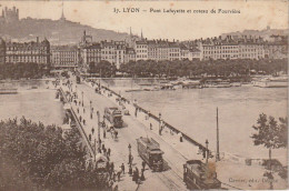 IN 9 - (69)  LYON -   PONT LAFAYETTE ET COTEAU DE FOURVIERE -  TRAMWAYS  - 2 SCANS  - Lyon 2