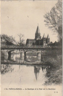 IN 13 - (71)  PARAY LE MONIAL  - LA BASILIQUE ET LE PONT SUR LA BOURBINCE - TAMPON SERVICE DES CHEMINS DE FER-  2 SCANS  - Paray Le Monial