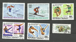 MADAGASCAR POSTE AERIENNE N°160 à 164, 178 Cote 4.85€ - Madagascar (1960-...)