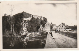 IN 14 -(72)  FRESNAY SUR SARTHE  - VIEILLES FORTIFICATIONS SUR LA SARTHE - ENFANTS SUR LE PONT  - 2 SCANS - Other & Unclassified