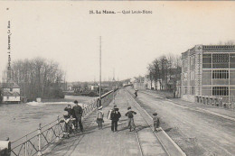 IN 15 - (72)  LE MANS - QUAI LOUIS BLANC  -  GROUPE D'ENFANTS  - 2 SCANS  - Le Mans