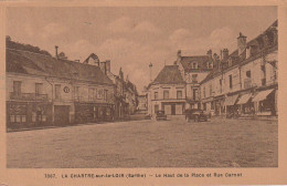 IN 16 - (72)  LA CHARTRE SUR LE LOIR -  LE HAUT DE LA PLACE ET RUE CARNOT-  COMMERCES - AUTOMOBILES   -  2 SCANS - Other & Unclassified