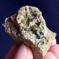 #O68 FASSAIT Kristalle (Lago Della Vacca, Breno, Brescia, Lombardei, Italien) - Mineralen