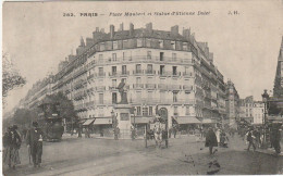 IN 25 -(75) PARIS -  PLACE MAUBERT ET STATUE D'ETIENNE DOLET - TRAMWAY -  2 SCANS - Paris (05)