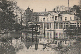 IN 27 -(75) PARIS - CRUE DE LA  SEINE - LE RESTAURANT LE DOYEN AUX CHAMPS ELYSEES  - 2 SCANS  - Alluvioni Del 1910