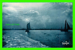 SHIP, BATEAUX, VOILIERS - EN RADE DE LA ROCHELLE (17) - CIRCULÉE EN 1940 - EDITIONS, RAYMOND BERGEVIN - - Segelboote