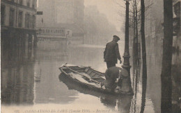 IN 28-(75) PARIS - INONDATIONS - BOULEVARD DIDEROT -  BARQUE  - 2 SCANS - De Overstroming Van 1910