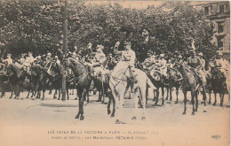 JA 2 - (75) PARIS - LES FETES DE LA VICTOIRE 1919 - AVANT LE DEFILE - LES MARECHAUX PETAIN ET FOCH - 2 SCANS - Lots, Séries, Collections