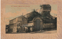 JA 3 -(75) PARIS - MOULIN DE LA GALETTE - CARTE FANTAISIE COLORISEE - CONTOURS GAUFRES - 2 SCANS  - Paris (18)