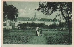 JA 20 -(78) MANTES LA JOLIE - L' HOSPICE - RELIGIEUSE AVEC CORNETTE , ENFANT- 2 SCANS - Mantes La Jolie