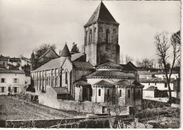 JA 22-(79) MELLE - EGLISE SAINT HILAIRE - 2 SCANS - Melle