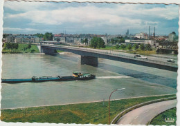 Bas Rhin : STRASBOURG , Strasburg : Le  Rhin , Bateau  Péniche : Vue 1963 - Straatsburg