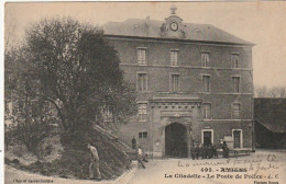 KO 7-(80) AMIENS - LA CITADELLE - LE POSTE DE POLICE  - 2 SCANS  - Amiens