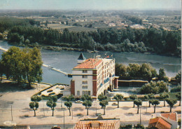 KO 14-(82) MOISSAC - " LE RELAIS DU MOULIN DE MOISSAC " - HOTEL RESTAURANT - VUE PANORAMIQUE- CARTE COULEURS - 2 SCANS - Moissac