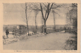 KO 15-(82) MOISSAC - LES INONDATIONS DU MIDI 1930 - PONT CONSTRUIT PAR LE GENIE - COTE DE CASTELSARRASIN  - 2 SCANS - Overstromingen