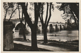 KO 16-(82) MOISSAC - PONT NAPOLEON - 2 SCANS - Moissac