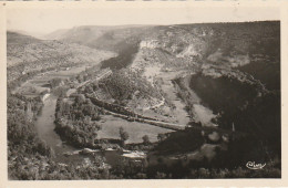 KO 16-(82) SAINT ANTONIN NOBLE VAL - LA CINGLE DE L' AVEYRON A BONNES - 2 SCANS - Saint Antonin Noble Val