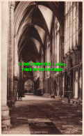 R540436 York Minster. The North Choir Aisle. Walter Scott. RP - Monde